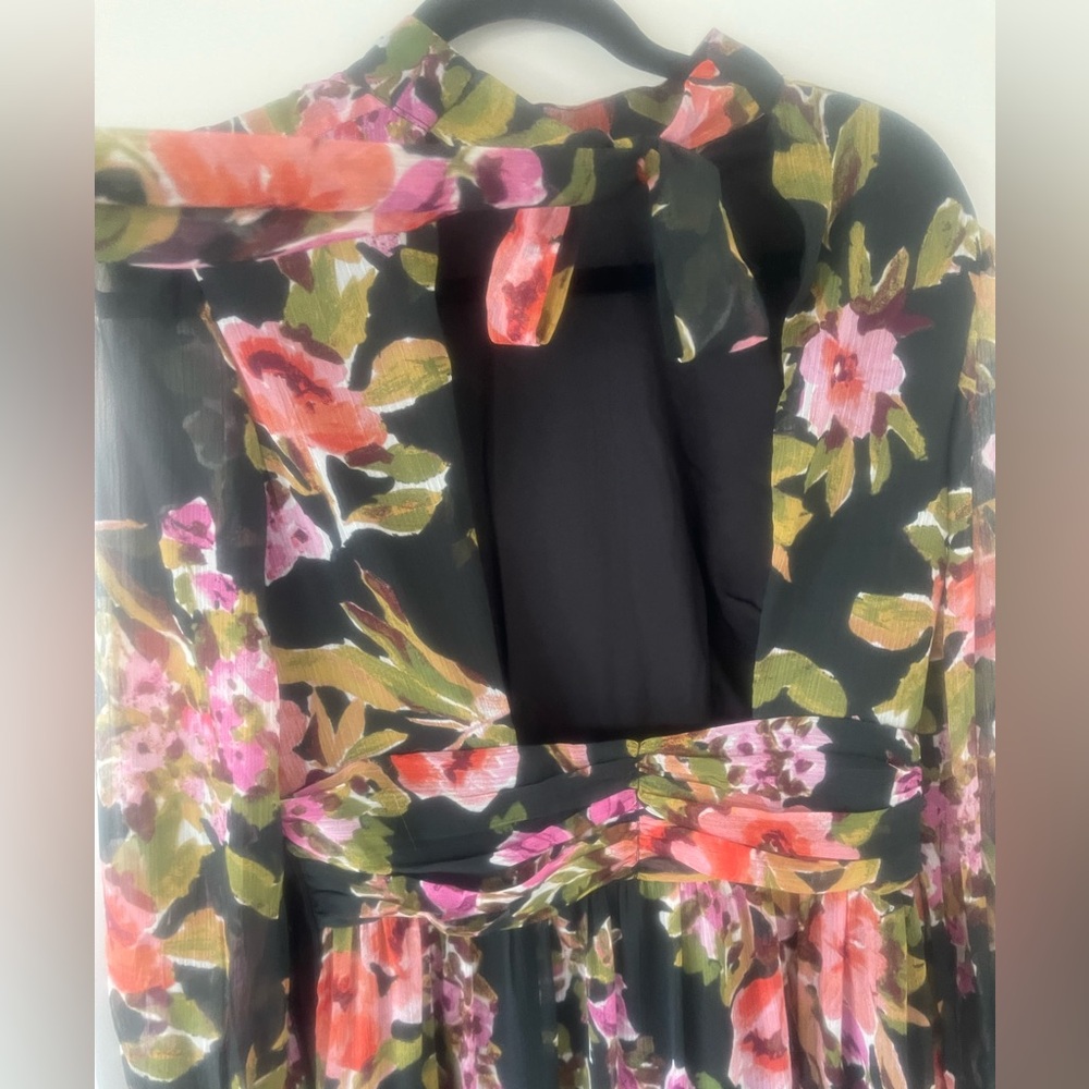 Aqua by Bloomingdales floral open-back maxi 🌺 - Picture 7 of 11